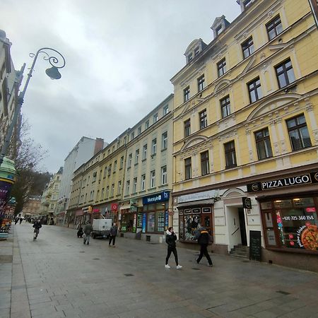 Family Apartment Kv Karlovy Vary Exterior foto